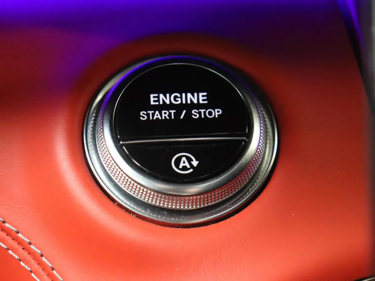 Roadster AMG 43 / V8 Styling/ 21 inch/ Burmester/ Stoelverwarming- & Ventilatie/ Perf. uitlaat