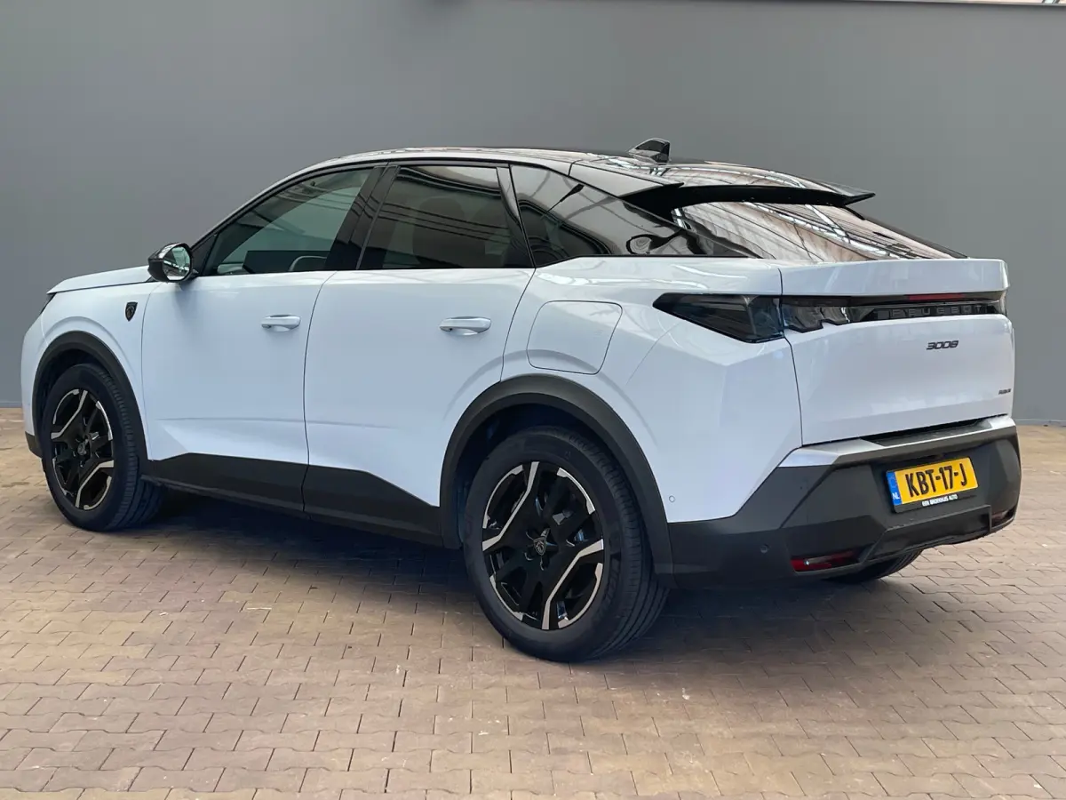 1.6 plug-in Hybrid 225 GT Climate | Adaptive Cruise | Navigatie | Apple Carplay/Android auto | Camera 360