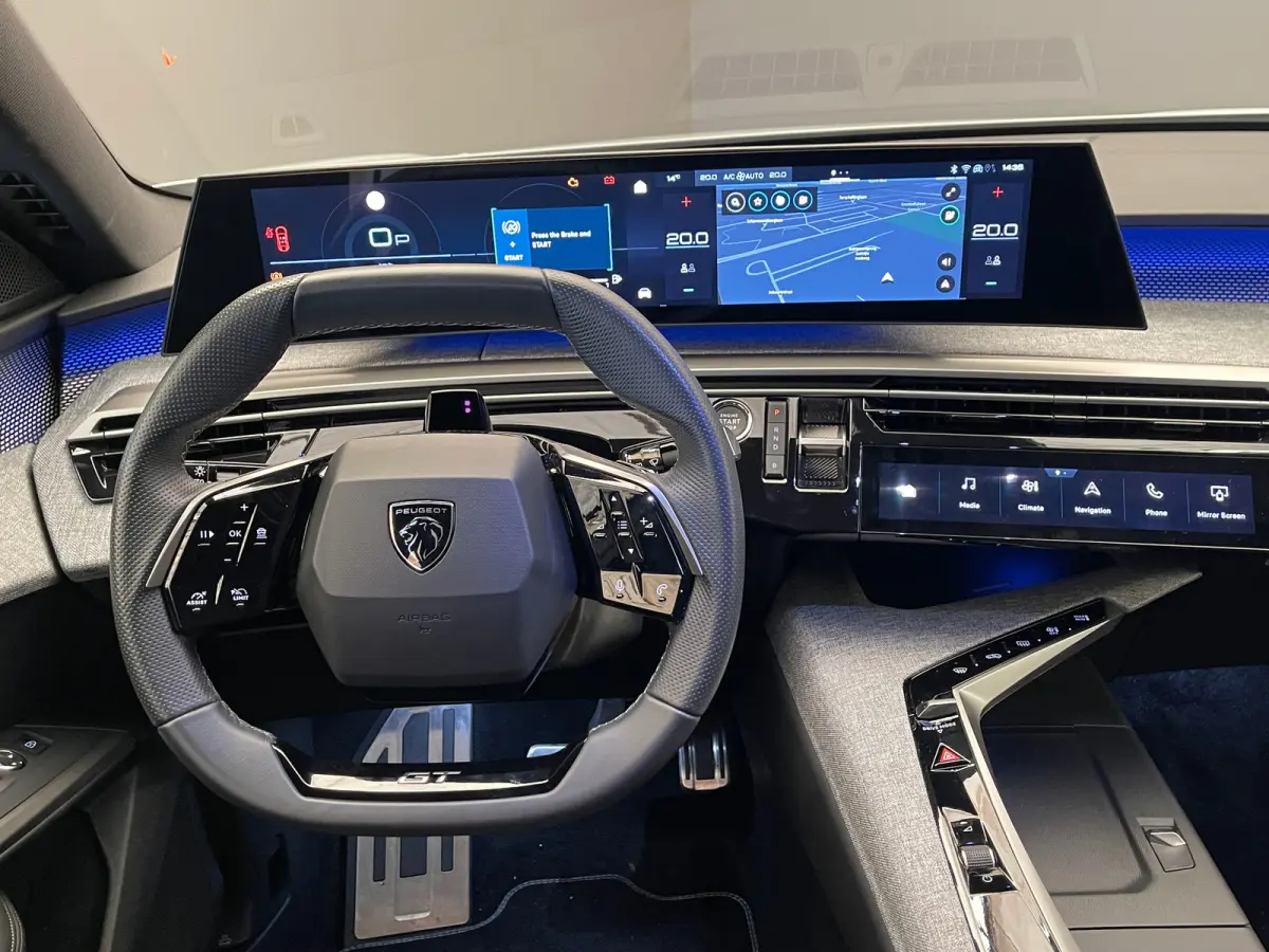 1.6 plug-in Hybrid 225 GT Climate | Adaptive Cruise | Navigatie | Apple Carplay/Android auto | Camera 360