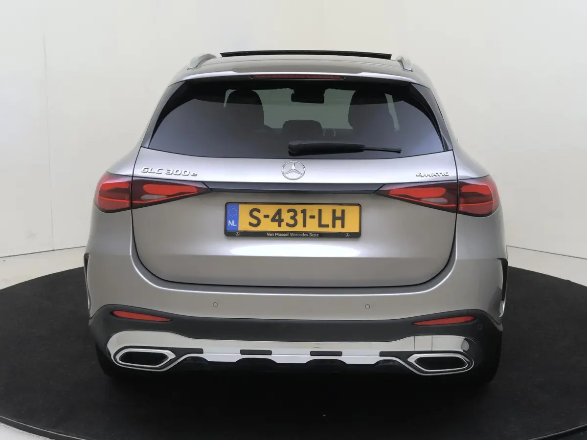 4MATIC AMG Line Premium/ AIRMATIC/ Achterasbesturing/ Memory/ Panoramadak / 360 Camera/ Digital Light