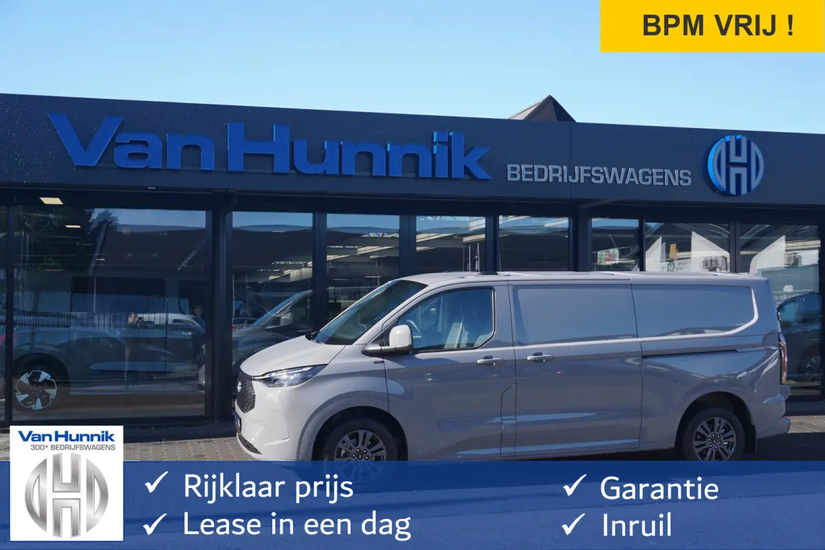 320L 218PK 71KWH AWD Limited AUT BPM VRIJ!! Apple CP/Android A, LED, Trekhaak, 2x Schuifdeur 17" LM!! NR. EC55