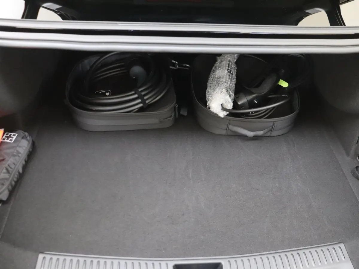 300 e Sport Edition /Panoramadak /20 Inch /Stoelventilatie /360 Camera