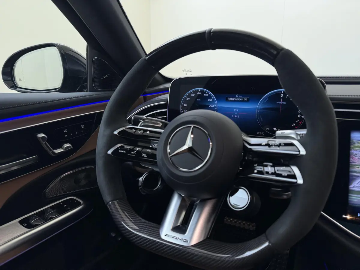 AMG 53 4MATIC+ Night Edition / AMG-DYNAMIC-PLUS / Winterpakket / Panaroma-dak / Softclose / Memory-Stoelen /
