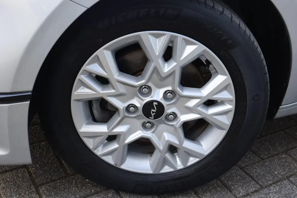 1.0 T-GDi DynamicLine | Cruise Control | Navigatie | Camera | Climate Control | Apple Carplay/Android Auto |