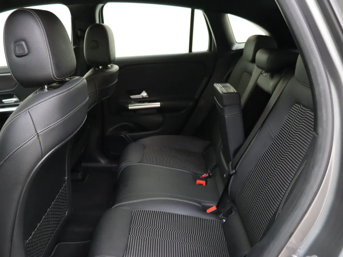 250 Business Solution Luxury 67 kWh