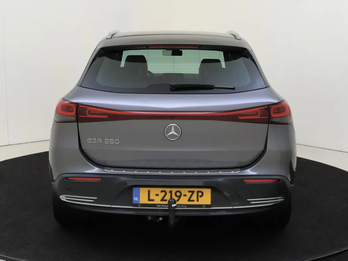 250 Business Solution Luxury 67 kWh