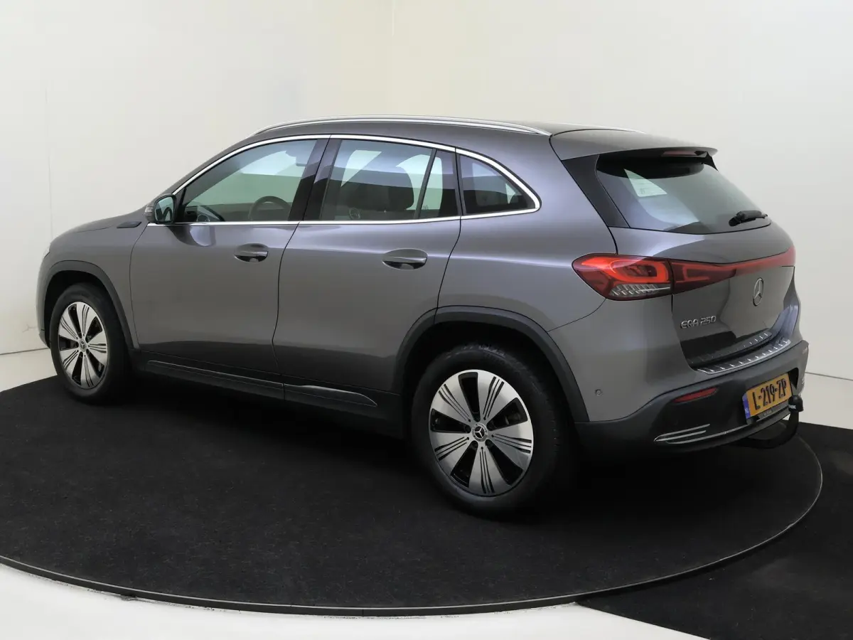 250 Business Solution Luxury 67 kWh