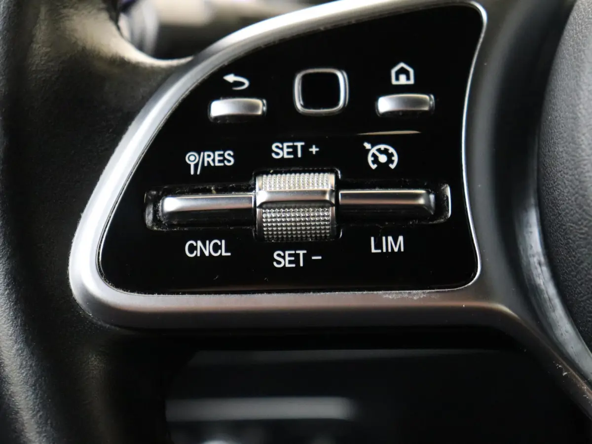 250 Business Solution Luxury 67 kWh