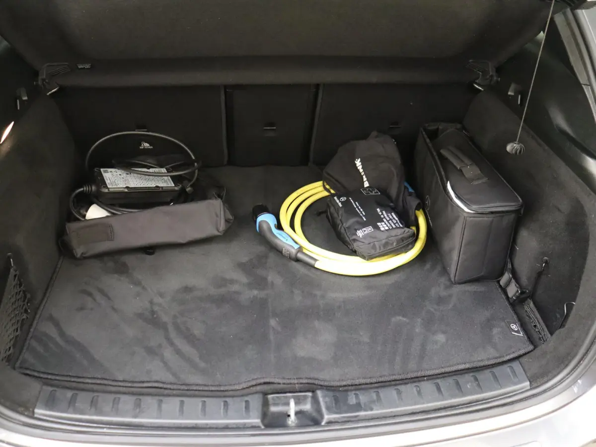 250 Business Solution Luxury 67 kWh