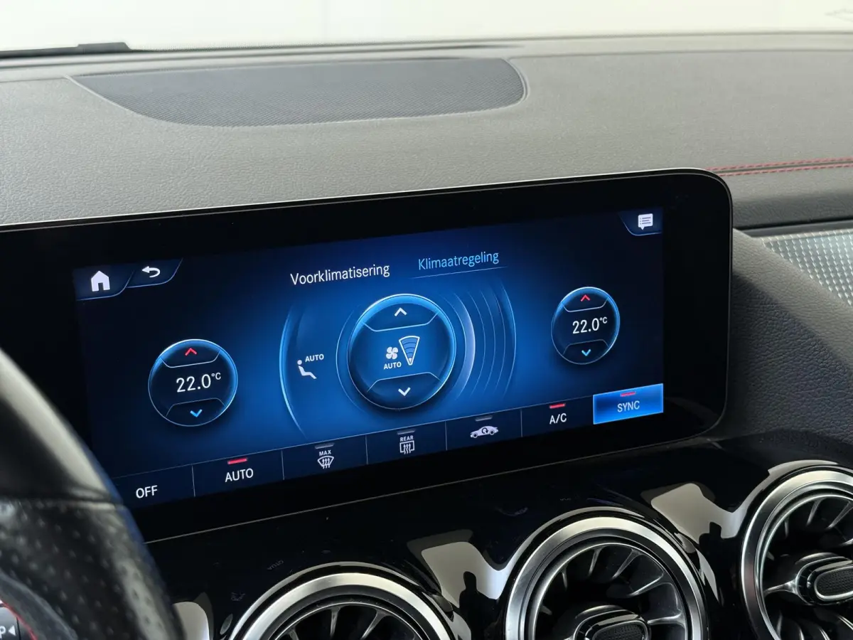 250 Business Solution AMG 67 kWh / Night/ Sfeerverlichting/ 95% SoH