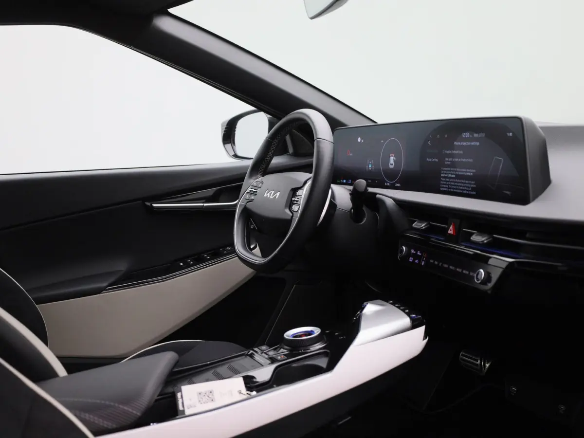BEV 77,4 kWH GT Line AWD | 100% SOH | ACHTERUITRIJCAMERA | STOELVERWARMING | MERIDIAN AUDIO | STOELKOELING | HEAD-UP | STUURVERWARMING | ELEKTRISCHE ACHTERKLEP | MEMORY | APPLE CARPLAY - AND