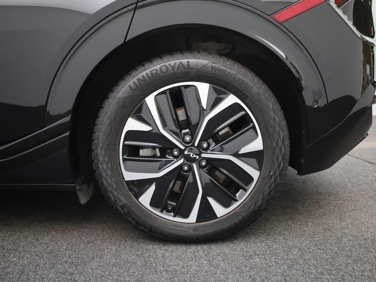 BEV 77,4 kWH GT Line AWD | 100% SOH | ACHTERUITRIJCAMERA | STOELVERWARMING | MERIDIAN AUDIO | STOELKOELING | HEAD-UP | STUURVERWARMING | ELEKTRISCHE ACHTERKLEP | MEMORY | APPLE CARPLAY - AND