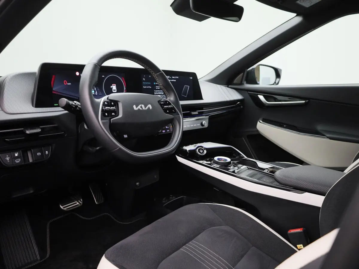 BEV 77,4 kWH GT Line AWD | 100% SOH | ACHTERUITRIJCAMERA | STOELVERWARMING | MERIDIAN AUDIO | STOELKOELING | HEAD-UP | STUURVERWARMING | ELEKTRISCHE ACHTERKLEP | MEMORY | APPLE CARPLAY - AND