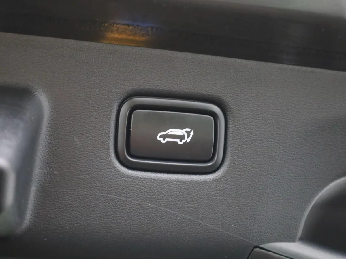 BEV 77,4 kWH GT Line AWD | 100% SOH | ACHTERUITRIJCAMERA | STOELVERWARMING | MERIDIAN AUDIO | STOELKOELING | HEAD-UP | STUURVERWARMING | ELEKTRISCHE ACHTERKLEP | MEMORY | APPLE CARPLAY - AND
