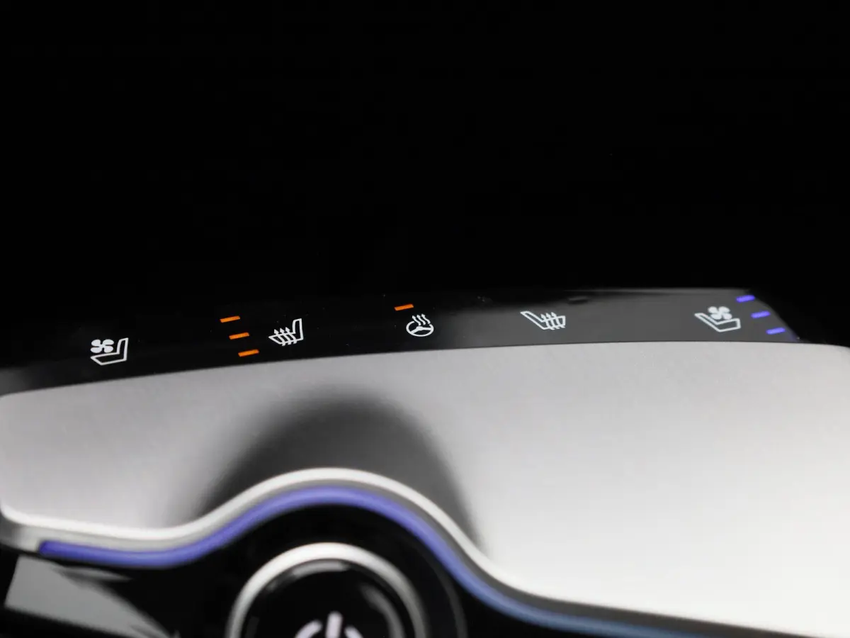 BEV 77,4 kWH GT Line AWD | 100% SOH | ACHTERUITRIJCAMERA | STOELVERWARMING | MERIDIAN AUDIO | STOELKOELING | HEAD-UP | STUURVERWARMING | ELEKTRISCHE ACHTERKLEP | MEMORY | APPLE CARPLAY - AND