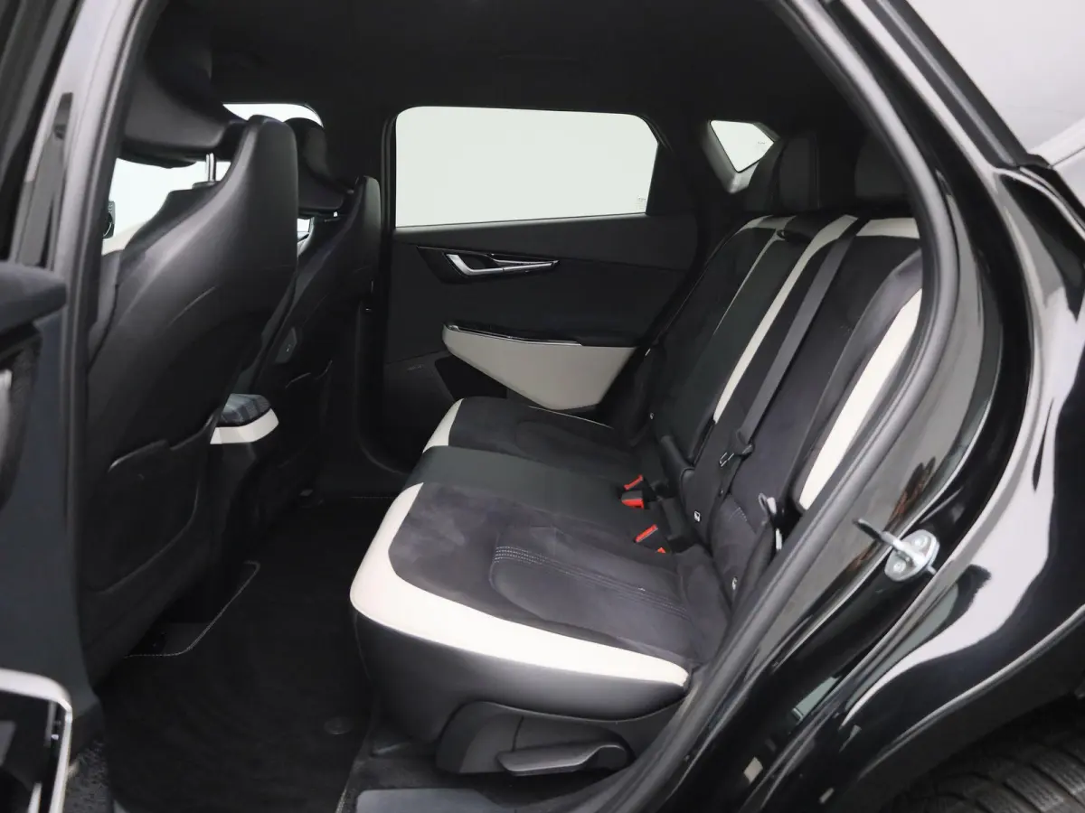 BEV 77,4 kWH GT Line AWD | 100% SOH | ACHTERUITRIJCAMERA | STOELVERWARMING | MERIDIAN AUDIO | STOELKOELING | HEAD-UP | STUURVERWARMING | ELEKTRISCHE ACHTERKLEP | MEMORY | APPLE CARPLAY - AND