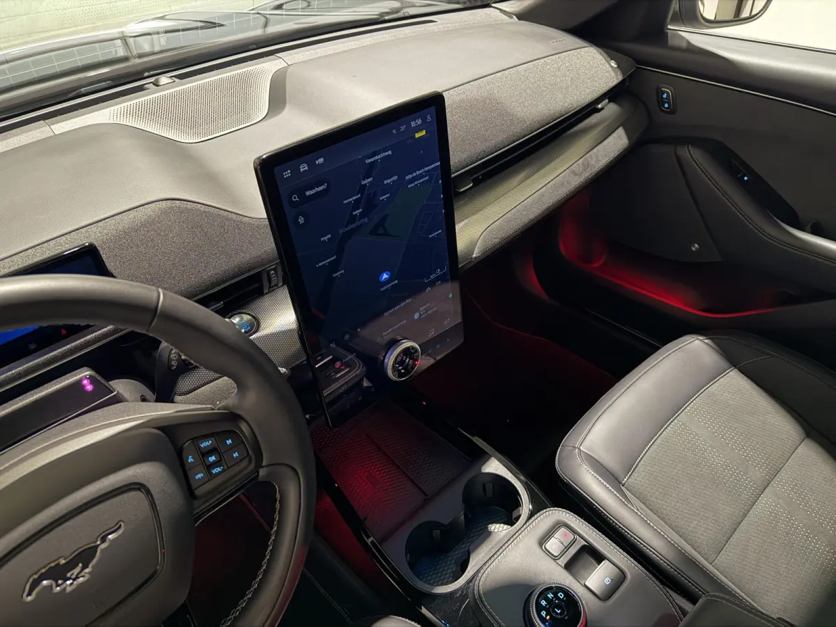 GT Extended AWD 98 kWh | SOH 95,2% | Panoramadak | Trekhaak | B&O Audio | 360 Cam