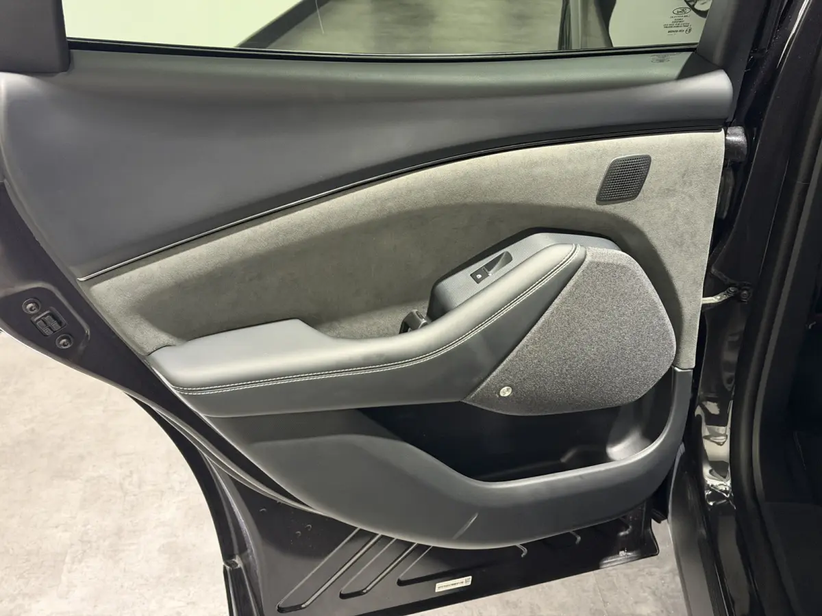 GT Extended AWD 98 kWh | SOH 95,2% | Panoramadak | Trekhaak | B&O Audio | 360 Cam