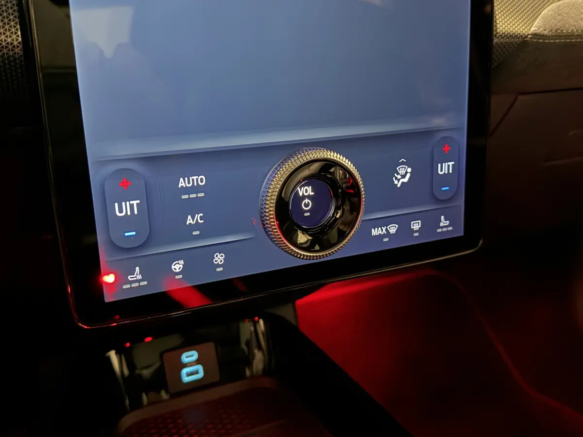 GT Extended AWD 98 kWh | SOH 95,2% | Panoramadak | Trekhaak | B&O Audio | 360 Cam