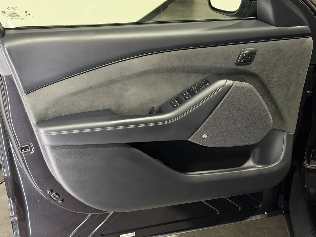GT Extended AWD 98 kWh | SOH 95,2% | Panoramadak | Trekhaak | B&O Audio | 360 Cam