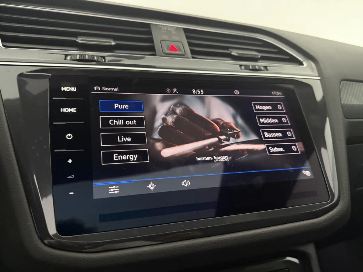 1.5 TSI R-Line Business+ Black Edition | H/K | Pano | Sfeer | Virtual | HuD | Trekhaak | Camera | Carplay | IQ Lights