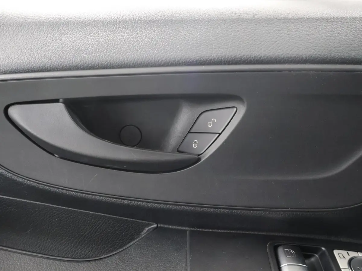 114 CDI | AUT. | L2 | Pro | Digitale Radio | Airco | Bijrijdersbank | Achterdeuren 180° | Cruisecontrol | Certified *