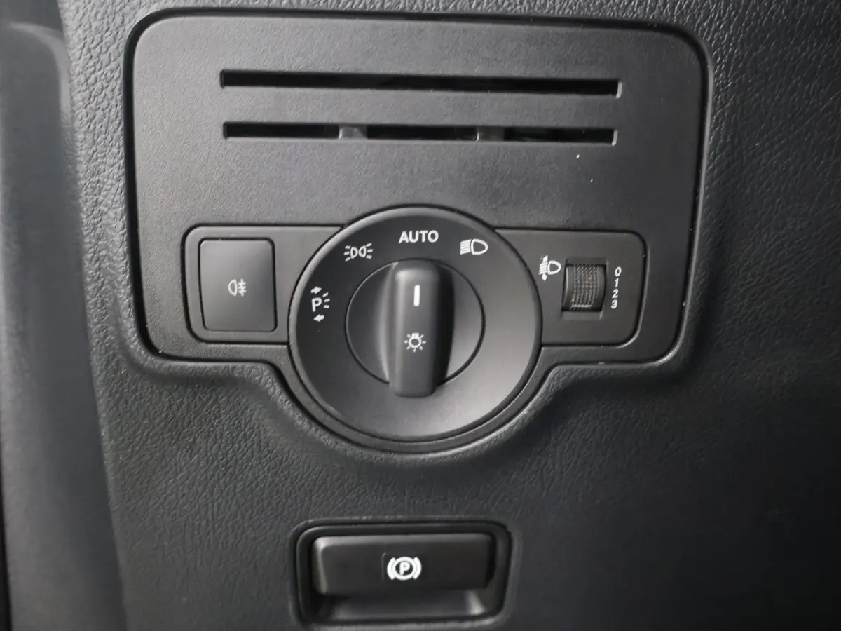 114 CDI | AUT. | L2 | Pro | Digitale Radio | Airco | Bijrijdersbank | Achterdeuren 180° | Cruisecontrol | Certified *