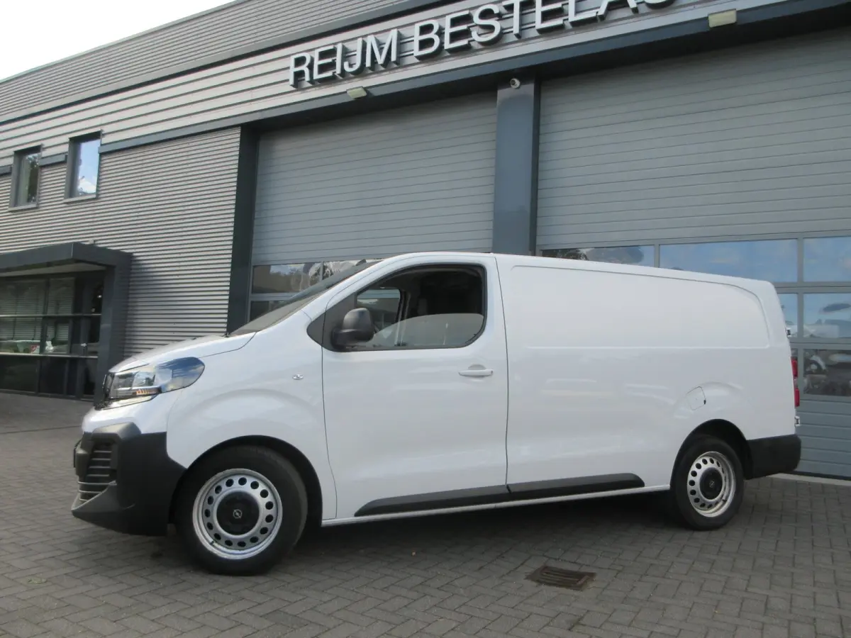 2.0, 177pk, L3, Euro6, Airco, Navigatie, Stuurverwarming, PDC. 3-Zits.