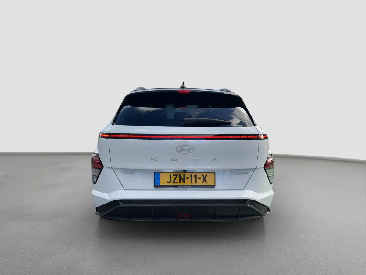 64.8 kWh 217pk N-Line Business | Carplay | Premium audio | Adaptive cruise controle | Dodehoek detectie | Keyless | Navigatie | Parkeersensoren | Camera | Stoelverwarming | Stuurverwarming |