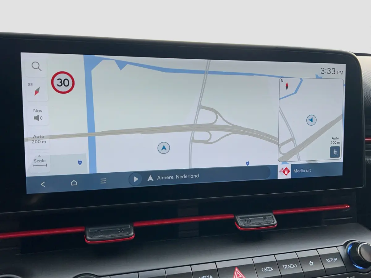 64.8 kWh 217pk N-Line Business | Carplay | Premium audio | Adaptive cruise controle | Dodehoek detectie | Keyless | Navigatie | Parkeersensoren | Camera | Stoelverwarming | Stuurverwarming |