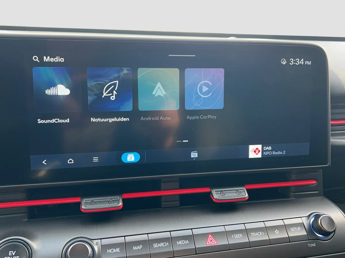 64.8 kWh 217pk N-Line Business | Carplay | Premium audio | Adaptive cruise controle | Dodehoek detectie | Keyless | Navigatie | Parkeersensoren | Camera | Stoelverwarming | Stuurverwarming |