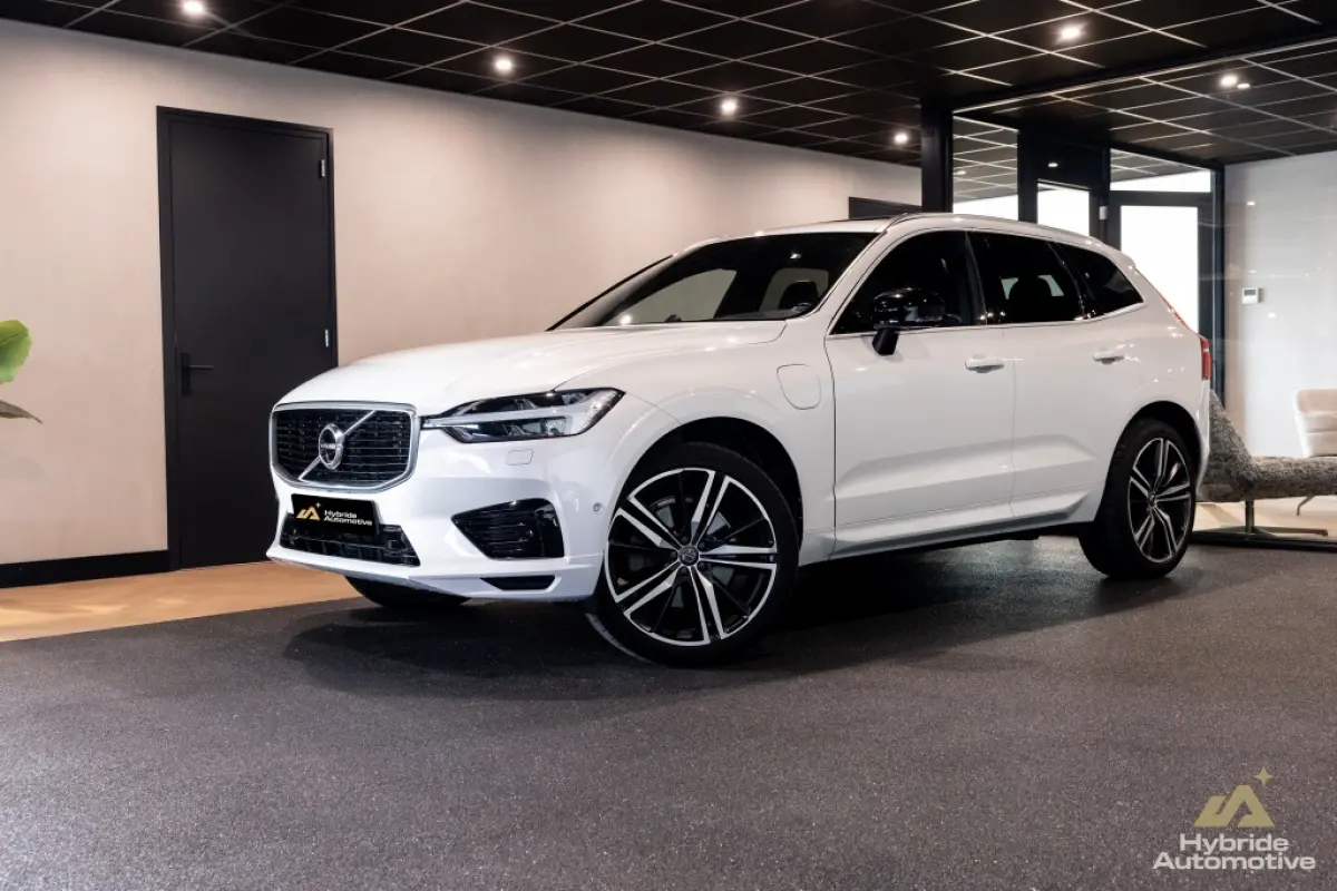 2.0 T8 AWD R-Design | B&W | 360 Cam | Stoelventilatie | Trekhaak |