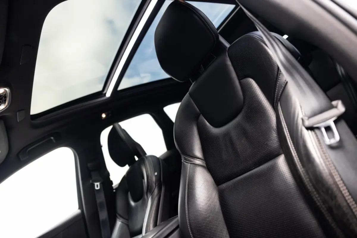 2.0 T8 AWD R-Design | B&W | 360 Cam | Stoelventilatie | Trekhaak |