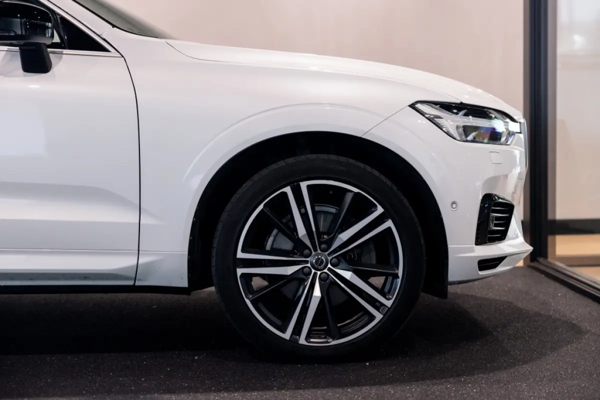 2.0 T8 AWD R-Design | B&W | 360 Cam | Stoelventilatie | Trekhaak |