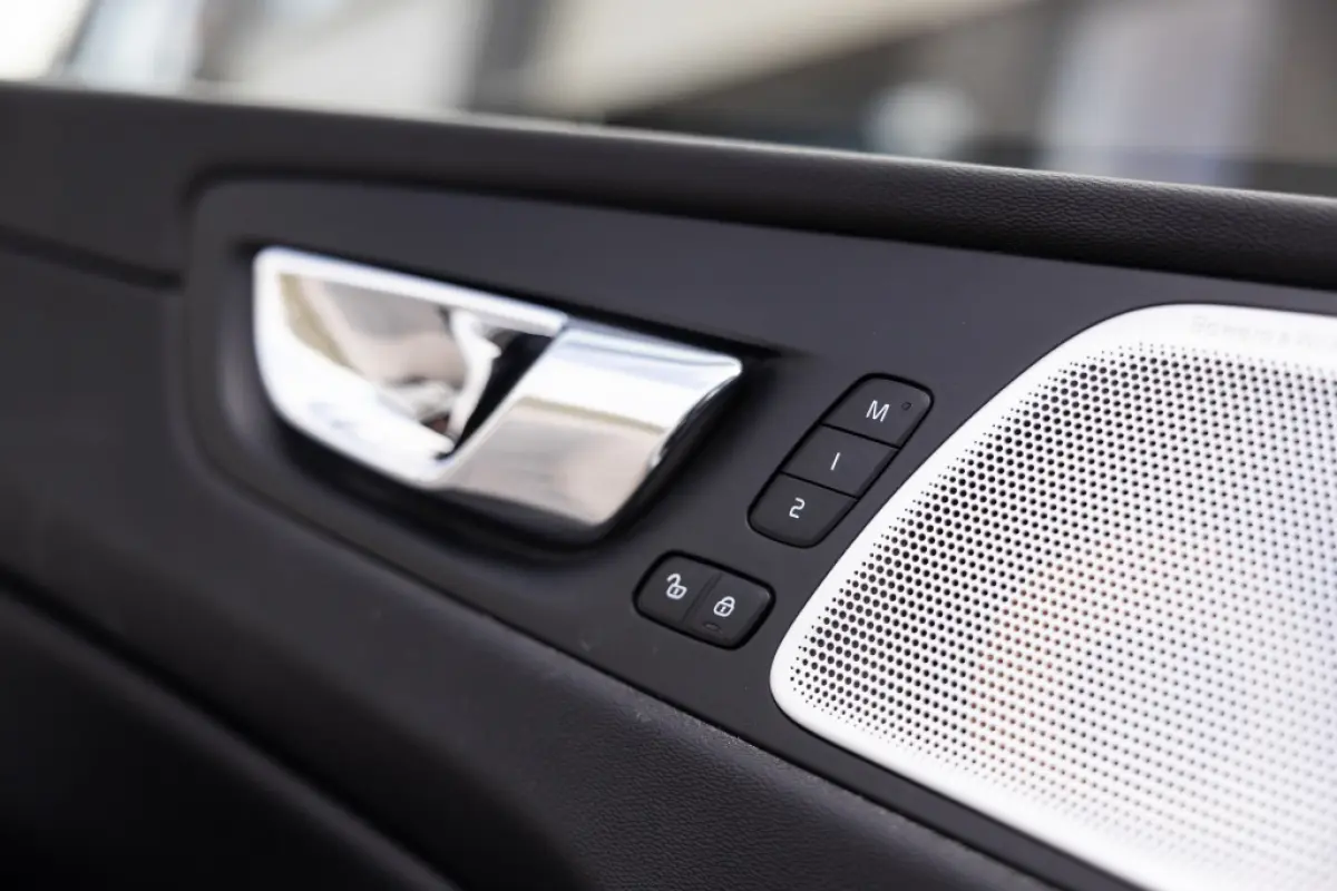 2.0 T8 AWD R-Design | B&W | 360 Cam | Stoelventilatie | Trekhaak |