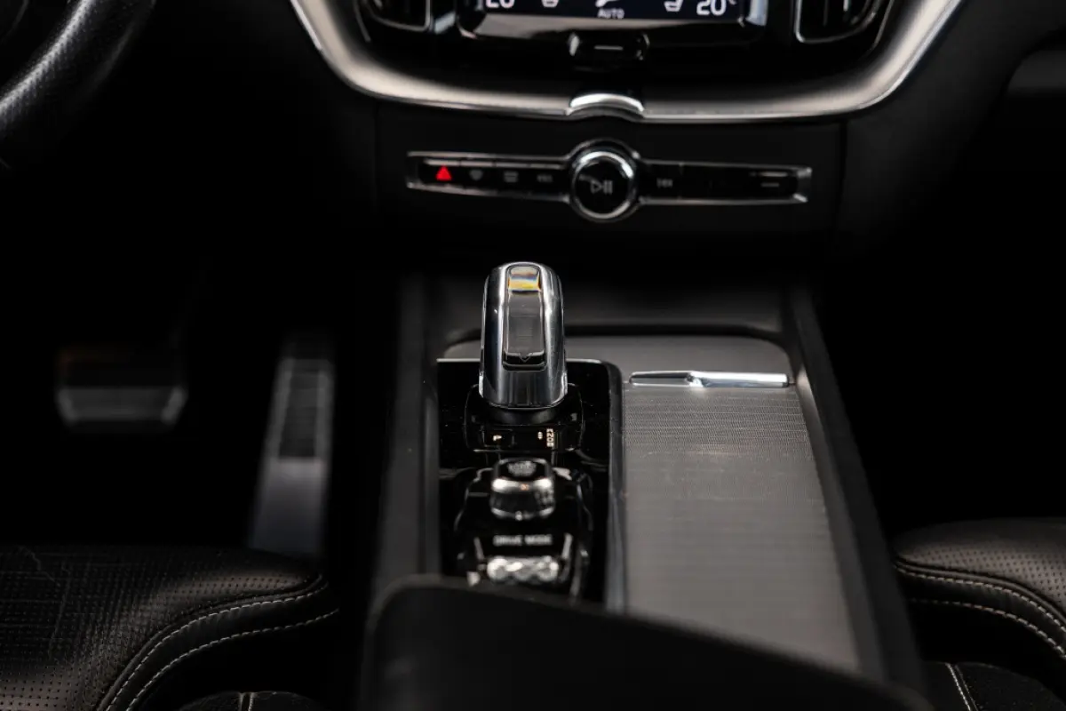 2.0 T8 AWD R-Design | B&W | 360 Cam | Stoelventilatie | Trekhaak |