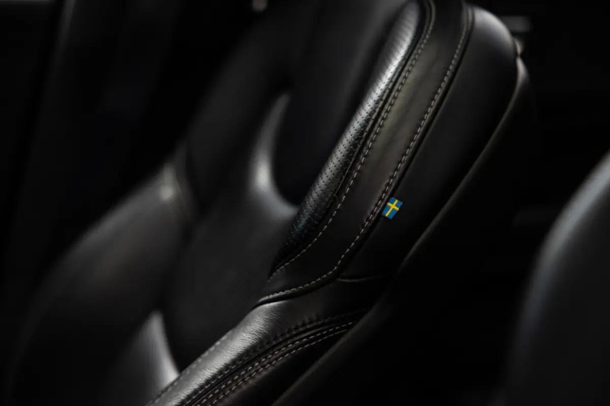 2.0 T8 AWD R-Design | B&W | 360 Cam | Stoelventilatie | Trekhaak |