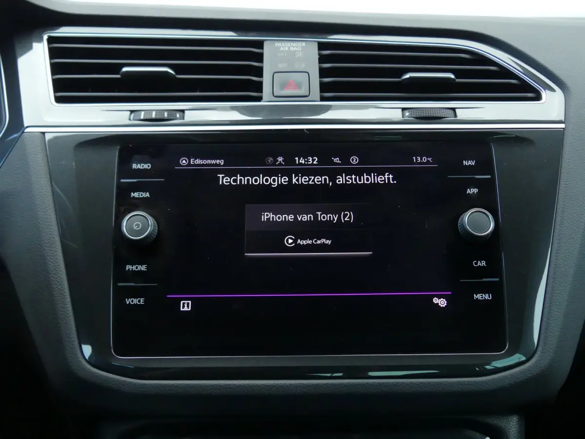 1.4 TSI eHybrid R-Line Business+ / pano / leer / 360 camera