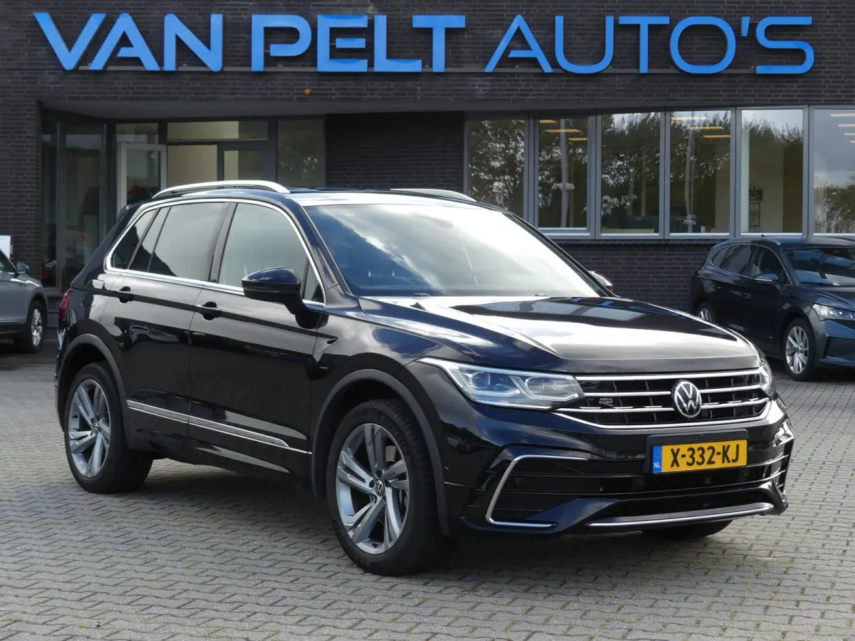 1.4 TSI eHybrid R-Line Business+ / pano / leer / 360 camera