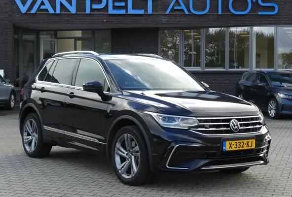 1.4 TSI eHybrid R-Line Business+ / pano / leer / 360 camera