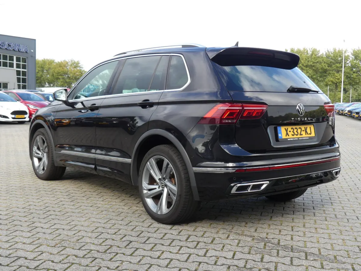1.4 TSI eHybrid R-Line Business+ / pano / leer / 360 camera
