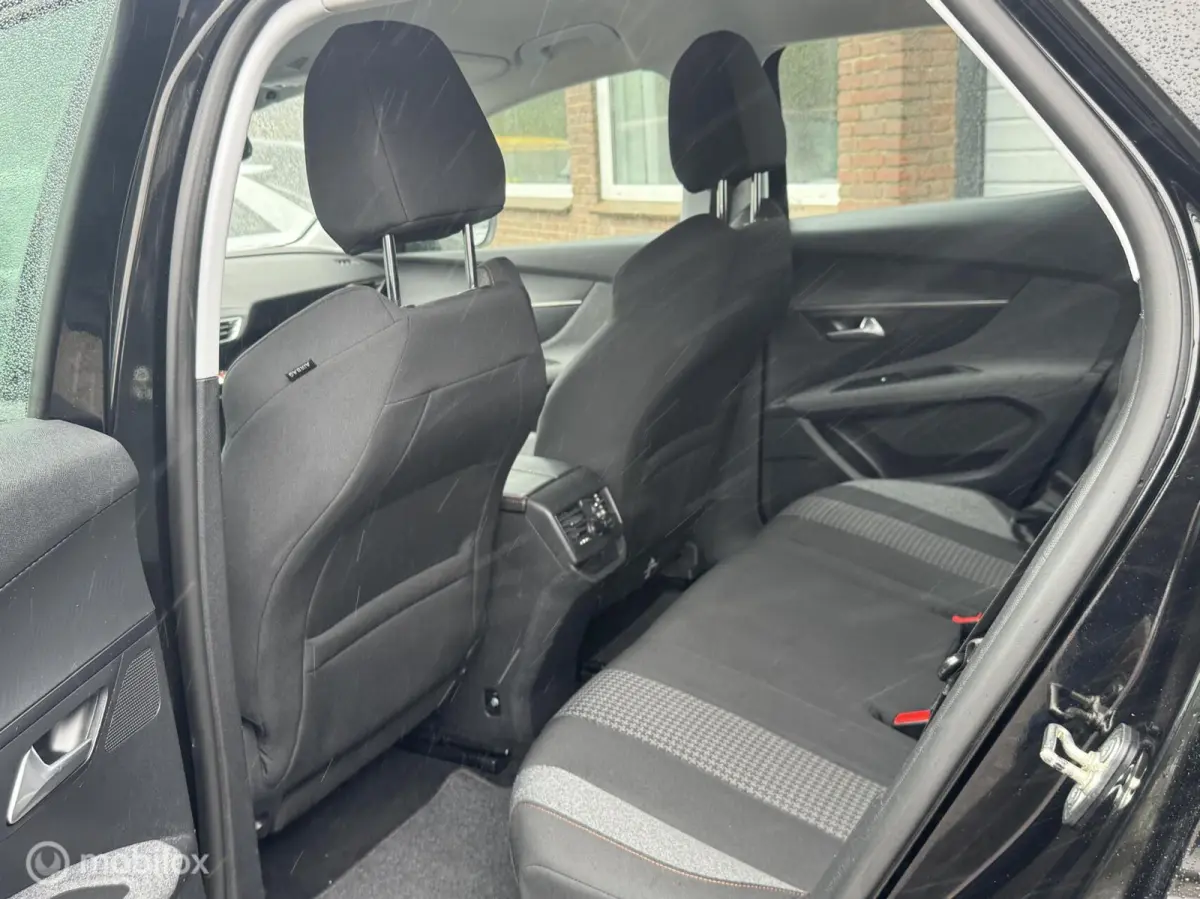 1.2 PureTech Active AIRCO/NAVIGATIE/CRUISE