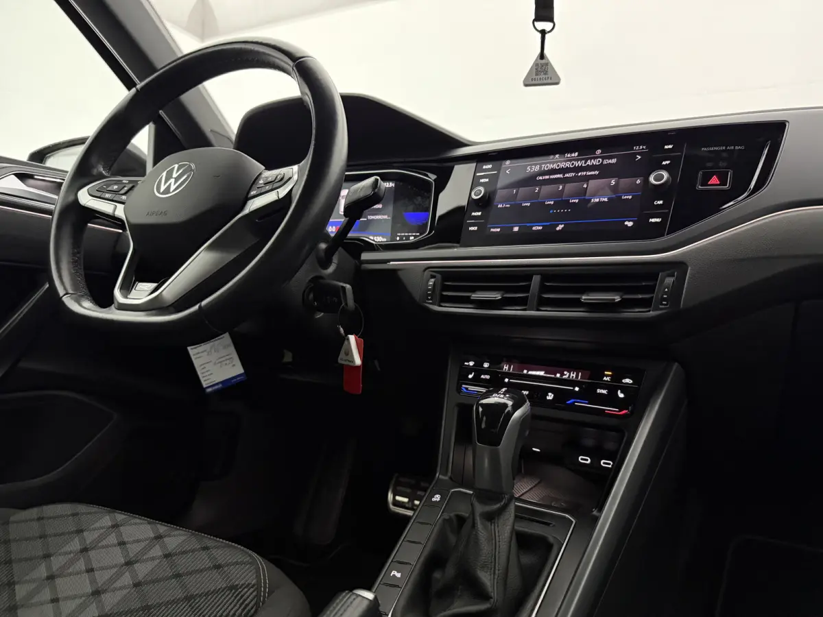 1.0 TSI R-Line | Virtual | Cruise | Carplay | LED | Stoelverw. | Parkeersens.