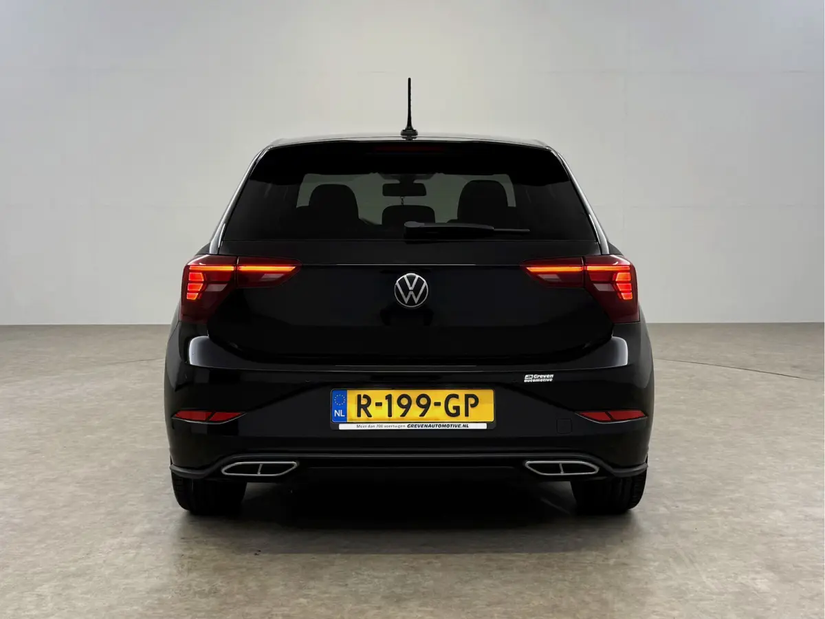 1.0 TSI R-Line | Virtual | Cruise | Carplay | LED | Stoelverw. | Parkeersens.