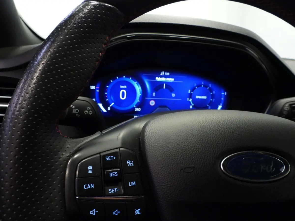 1.0 EcoBoost Hybrid ST Line X Business NAVI/ADAPT.CRUISE/B&O/AGR/TREKH./18"LMV!