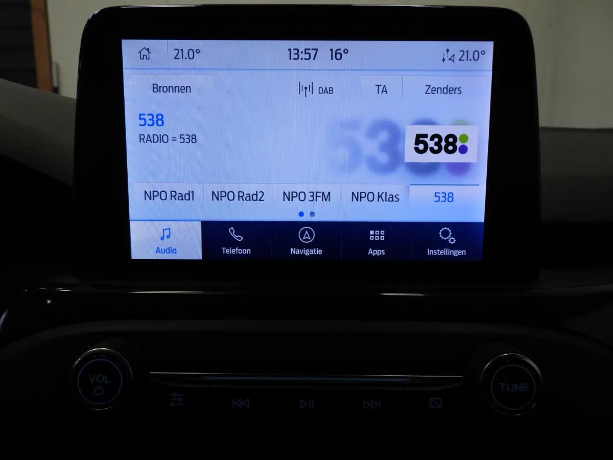 1.0 EcoBoost Hybrid ST Line X Business NAVI/ADAPT.CRUISE/B&O/AGR/TREKH./18"LMV!