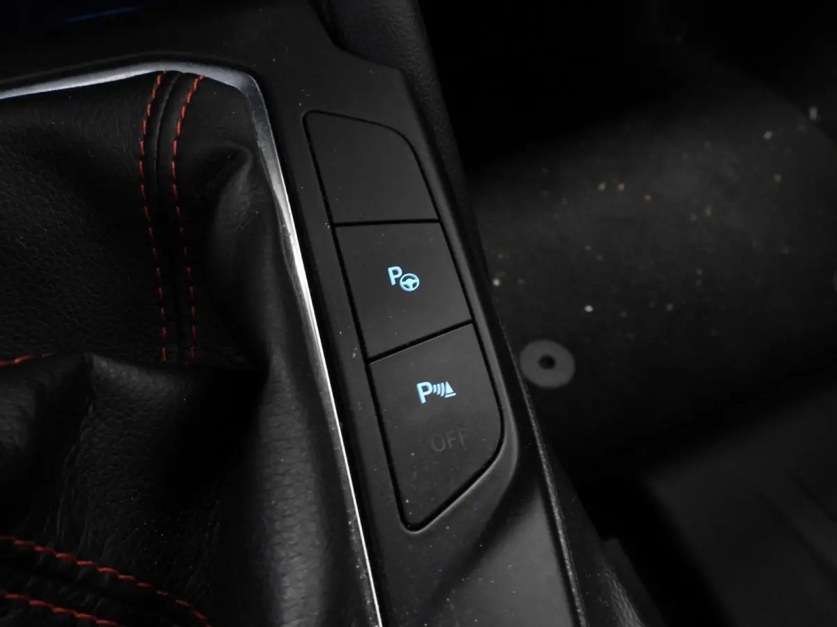 1.0 EcoBoost Hybrid ST Line X Business NAVI/ADAPT.CRUISE/B&O/AGR/TREKH./18"LMV!