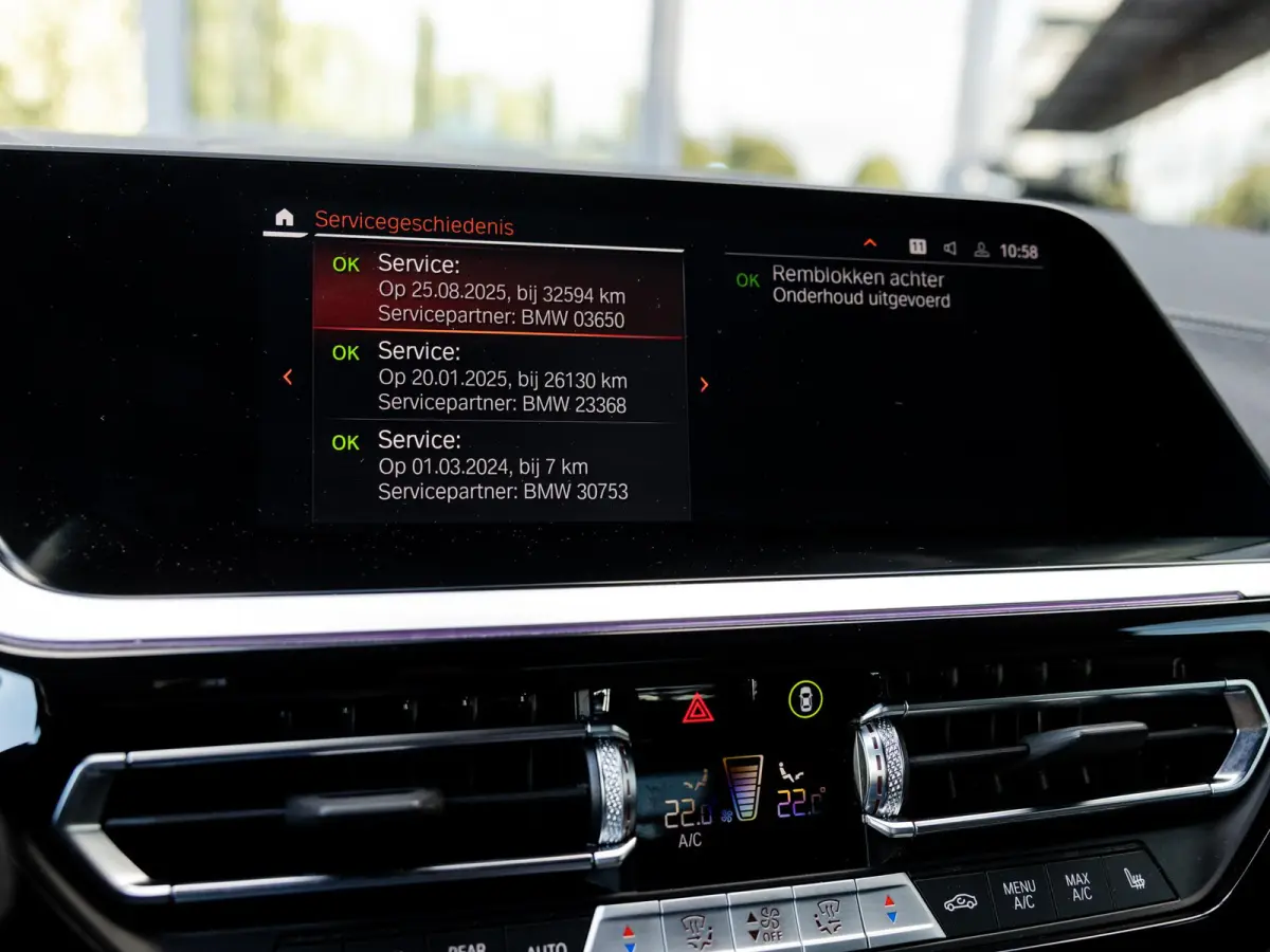 M40i High Executive | HEAD-UP | STOELMEMORY | STOELVERWARMING | APPLE CARPLAY | 19 INCH | ACTIVE CRUISE CONTROL |