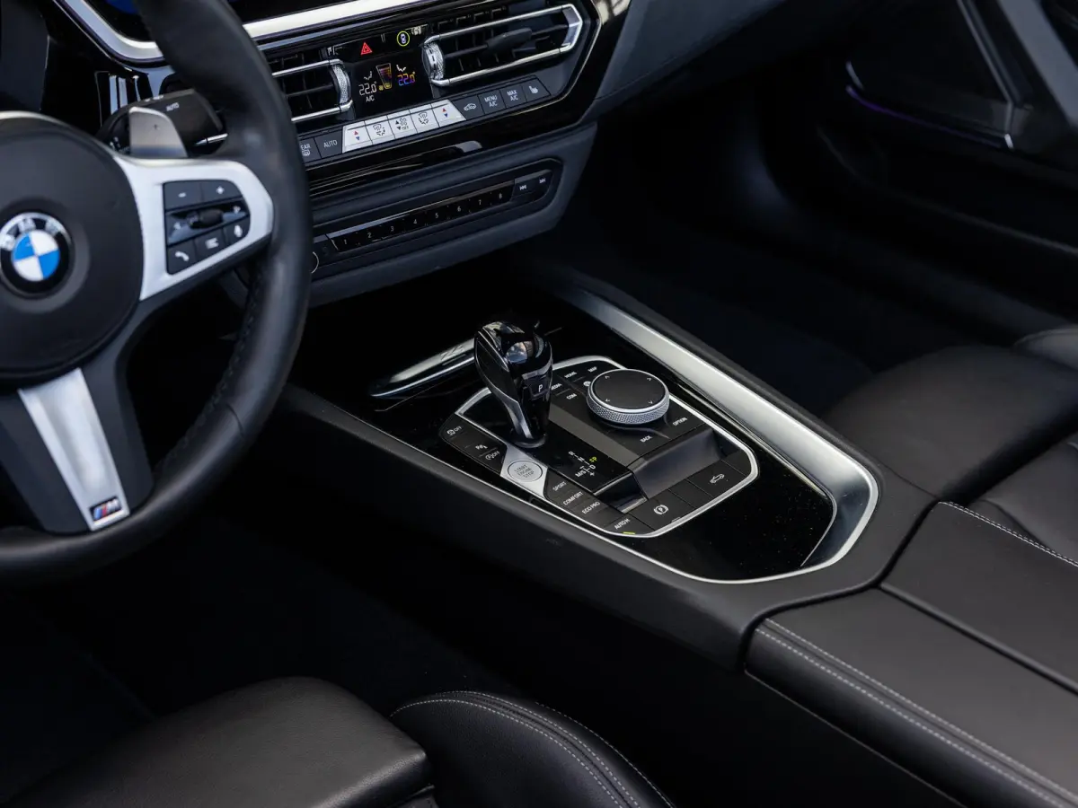 M40i High Executive | HEAD-UP | STOELMEMORY | STOELVERWARMING | APPLE CARPLAY | 19 INCH | ACTIVE CRUISE CONTROL |