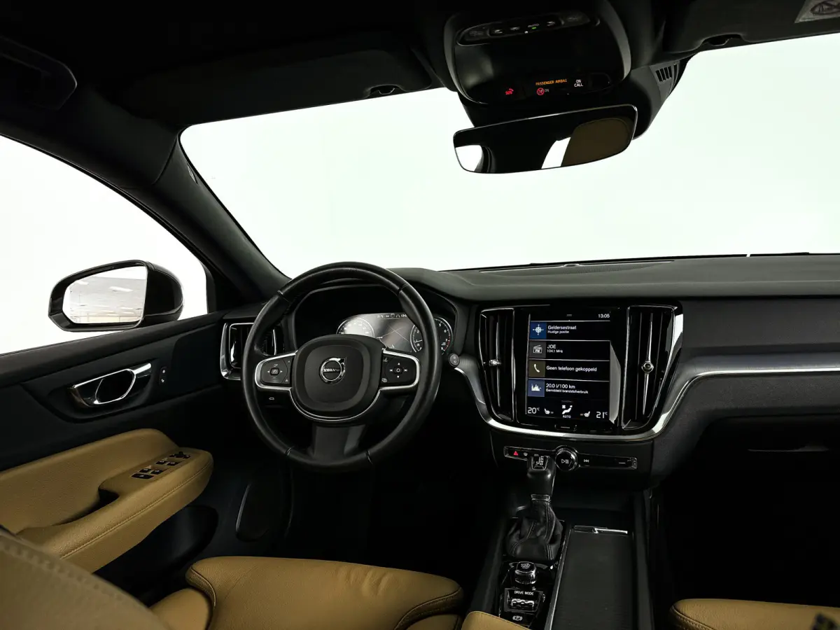 T4 Momentum Pro | Park assist | Stoelverwarming | Navigatie